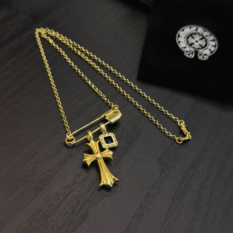 Ch*0me He**ts necklaces